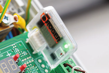 Dispositif IP B74/BCONNECT enfiché sur la carte