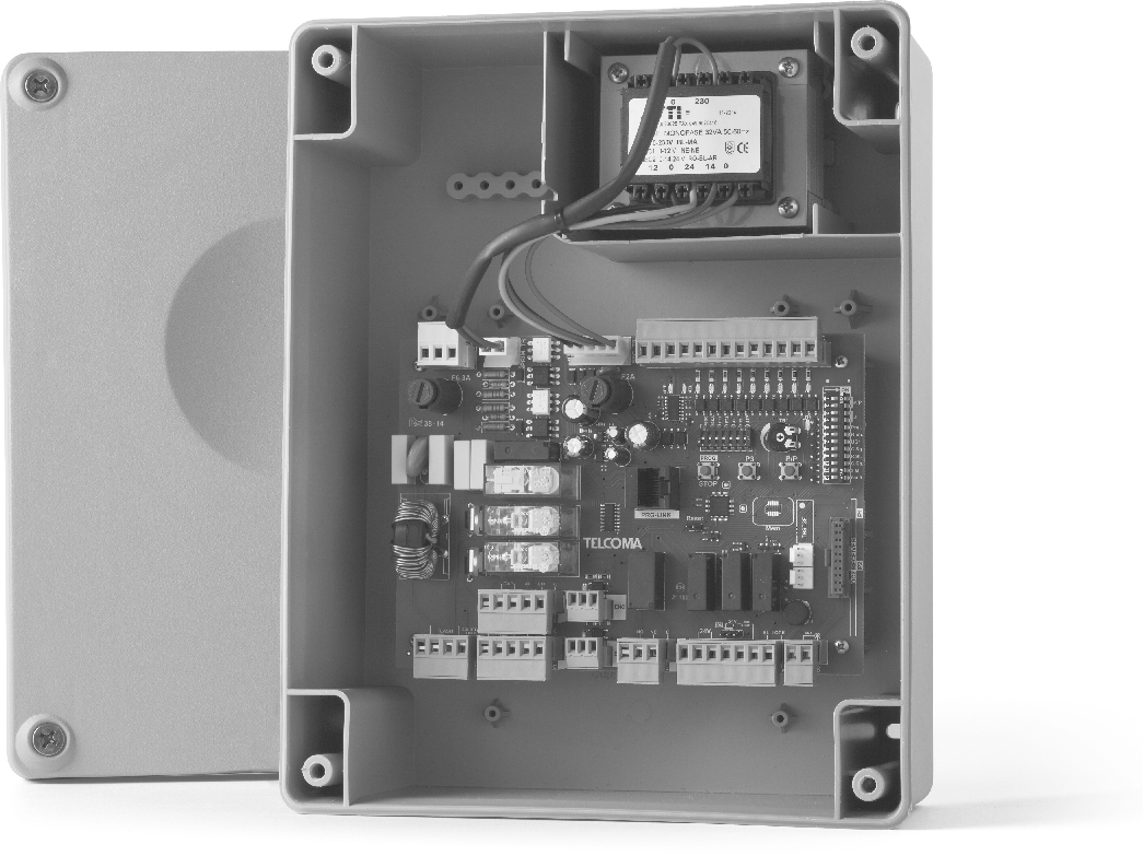 Centrale de commande T600 dans son boîtier avec carte électronique et transformateur